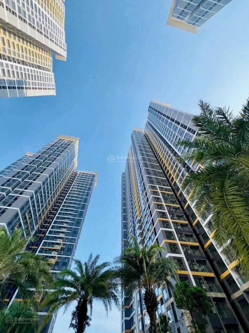 Căn góc BS12 2PN + SHR cần tìm chủ nhân xứng tầm. LH 0705 996 *** Căn góc BS12 2PN + SHR cần tìm chủ nhân xứng tầm. LH 0705 996 ***