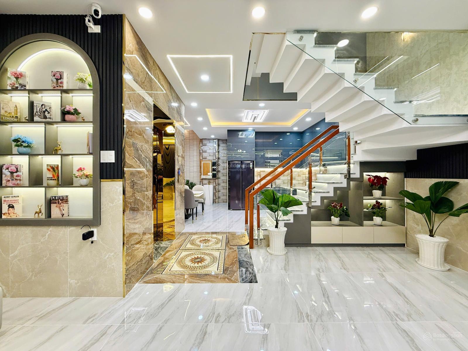 Nhà 4 tầng, bề thế ngang 6m thang máy, đường 7m thông Phạm Văn Bạch-Tân Sơn ngay nhà ga T3, P15, TB