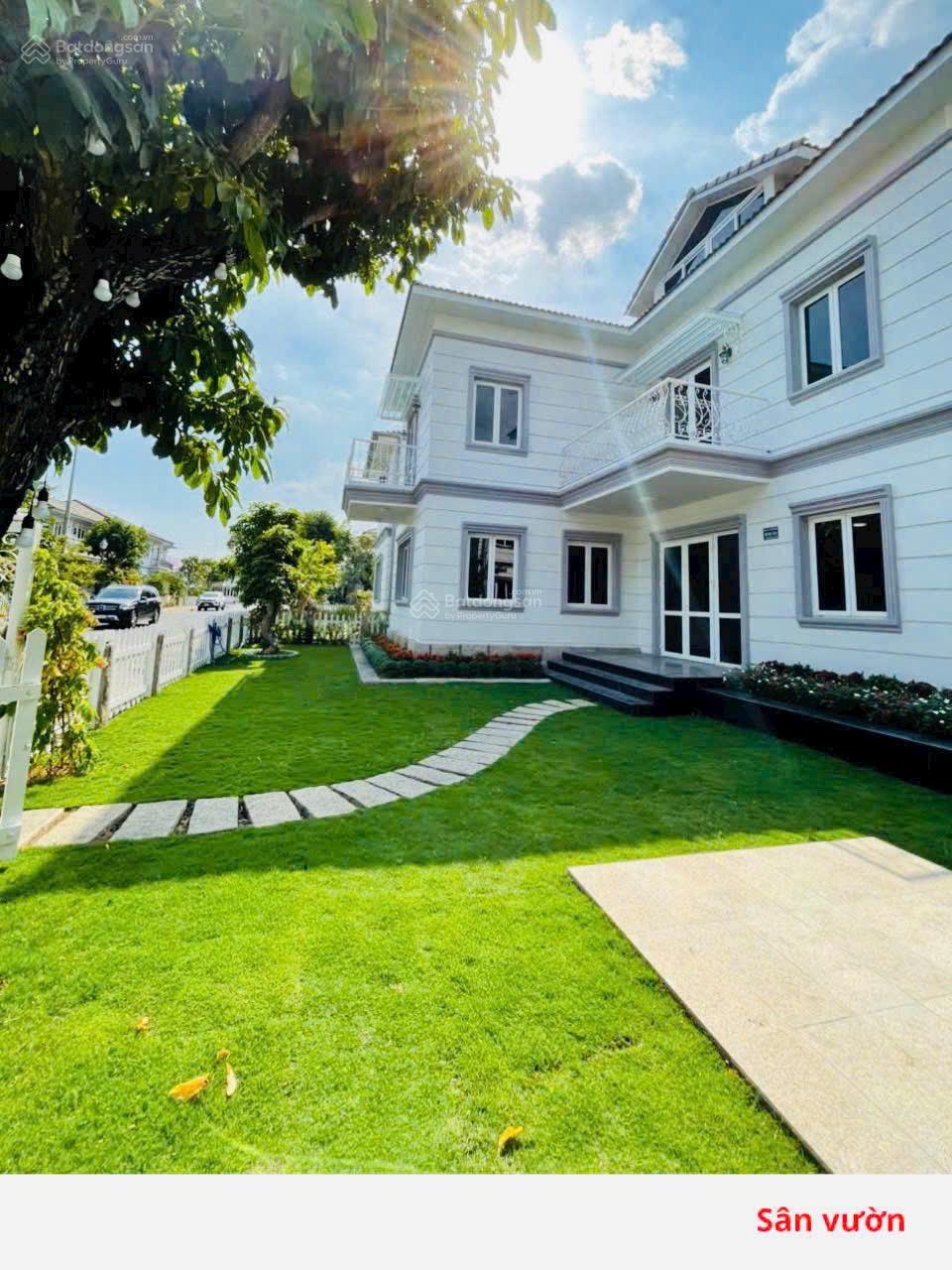 Bán biệt thự vườn 379m2(18x21m) khu compound Garden Home, P. Hiệp Bình Phước, TP. Thủ Đức