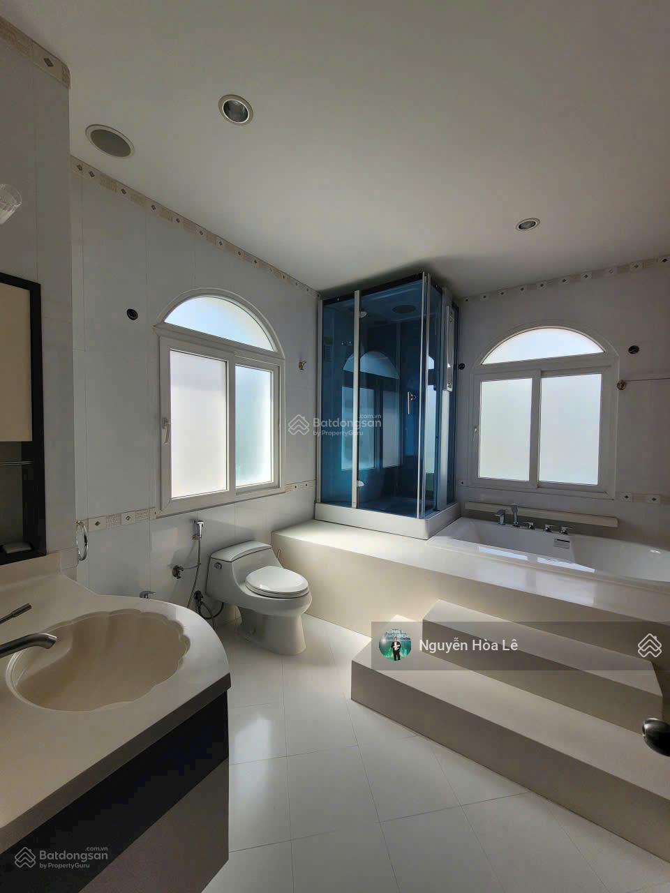 Cho thuê biệt thự Phú Gia, Phú Mỹ Hưng. Nhà đẹp khu vip Cho thuê biệt thự Phú Gia, Phú Mỹ Hưng. Nhà đẹp khu vip