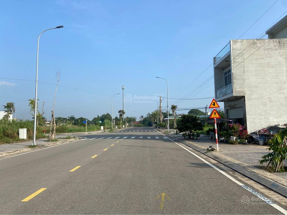 TĐC Phước Hưng đường Xuân Thủy. 90m2 sổ riêng, tc 100%. 2 tỷ 450 tr