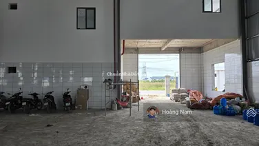 Bán xưởng 3000m2. Mới 98%. KCN Đức Hòa Long An. Giá tốt. Bàn giao ngay