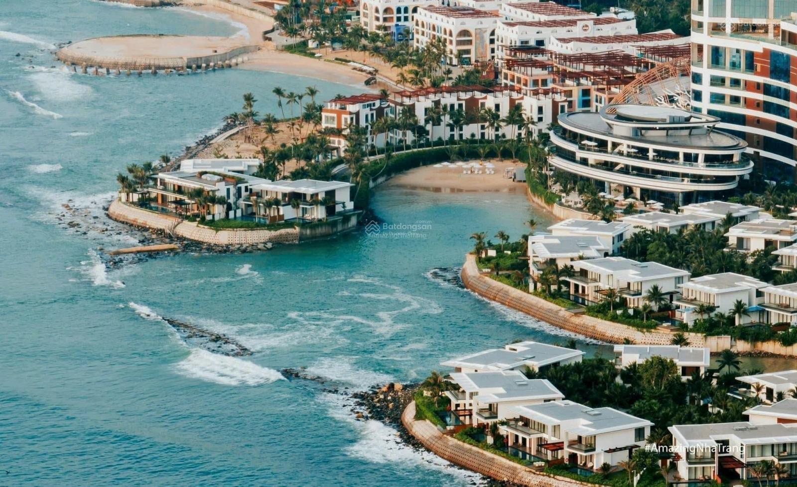 Bán biệt thự mặt biển 6 sao Gran Melia Nha Trang, đã có sổ, 1000m2, Mua ở hoặc KD. TT 20% nhận nhà