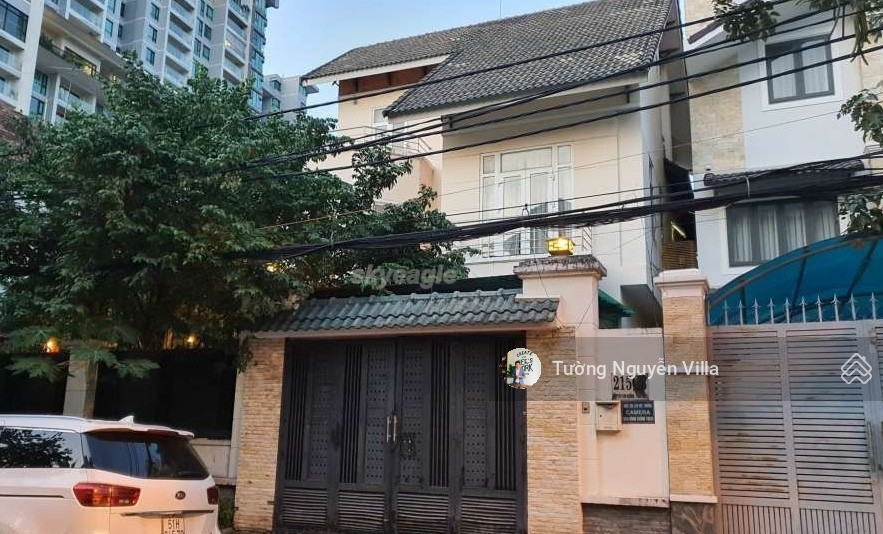 Bán biệt thự 215 Nguyễn Văn Hưởng, P. Thảo Điền, Quận 2| 379.3m2| 237tr/m2| Tường Villa 0934 161 ***