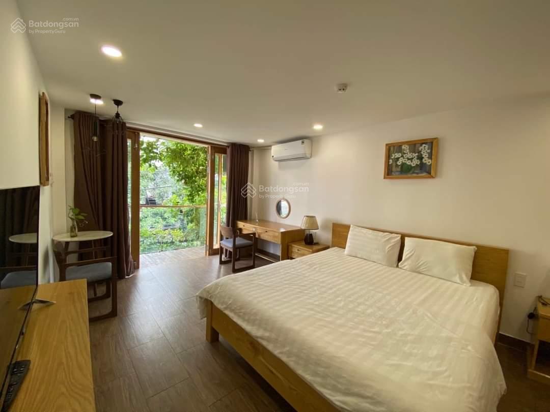 Studio ban công tone gỗ - bao phí chỉ tính điện - có bảo vệ 24/24