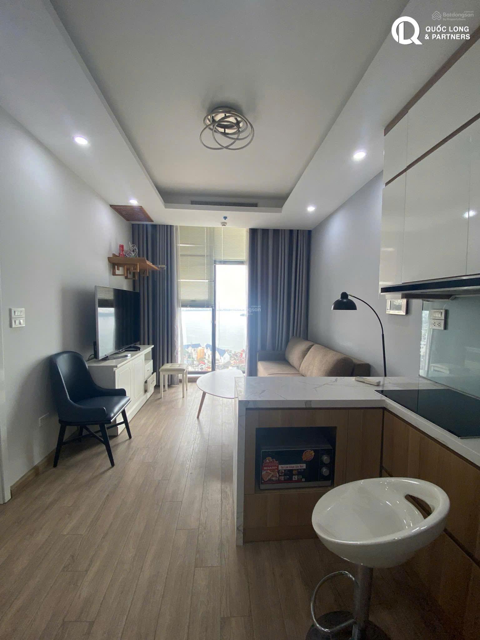 Chào bán căn 01 ngủ full đồ 46m2 | Sun Grand City Thụy Khuê | View trọn Hồ Tây