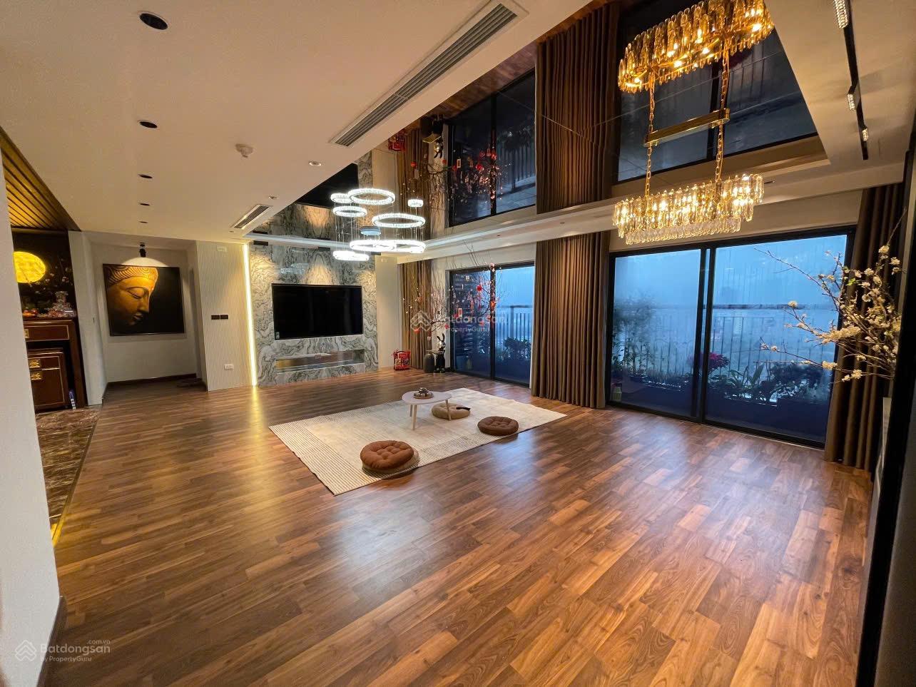 Bán căn hộ chung cư view đẹp tại Diamond Goldmark City, 10tỷ3- 140m2