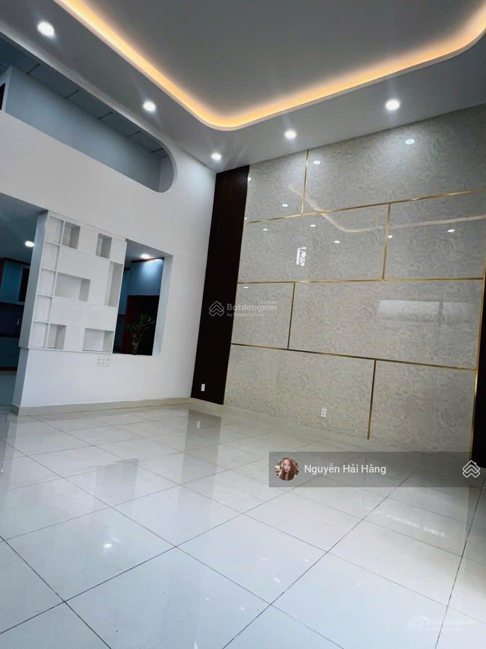 Chỉ 6 tỷ hơn - Nhà 2 tầng Hiệp Phú - rẻ hơn giá đất - Hẻm xe hơi - 135m2 ngang 7m - sân oto Chỉ 6 tỷ hơn - Nhà 2 tầng Hiệp Phú - rẻ hơn giá đất - Hẻm xe hơi - 135m2 ngang 7m - sân oto