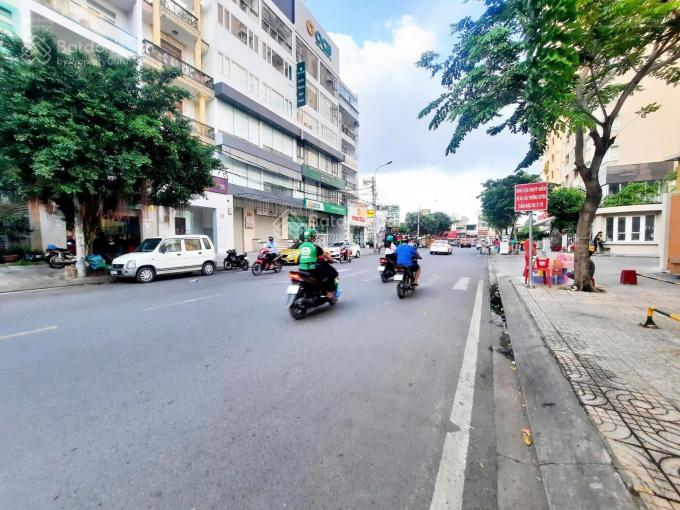 Bán nhà mặt tiền ngay Minh Phụng P9 Quận 6(4,5m x 25m)4 tầng đẹp giá 14,5 tỷ