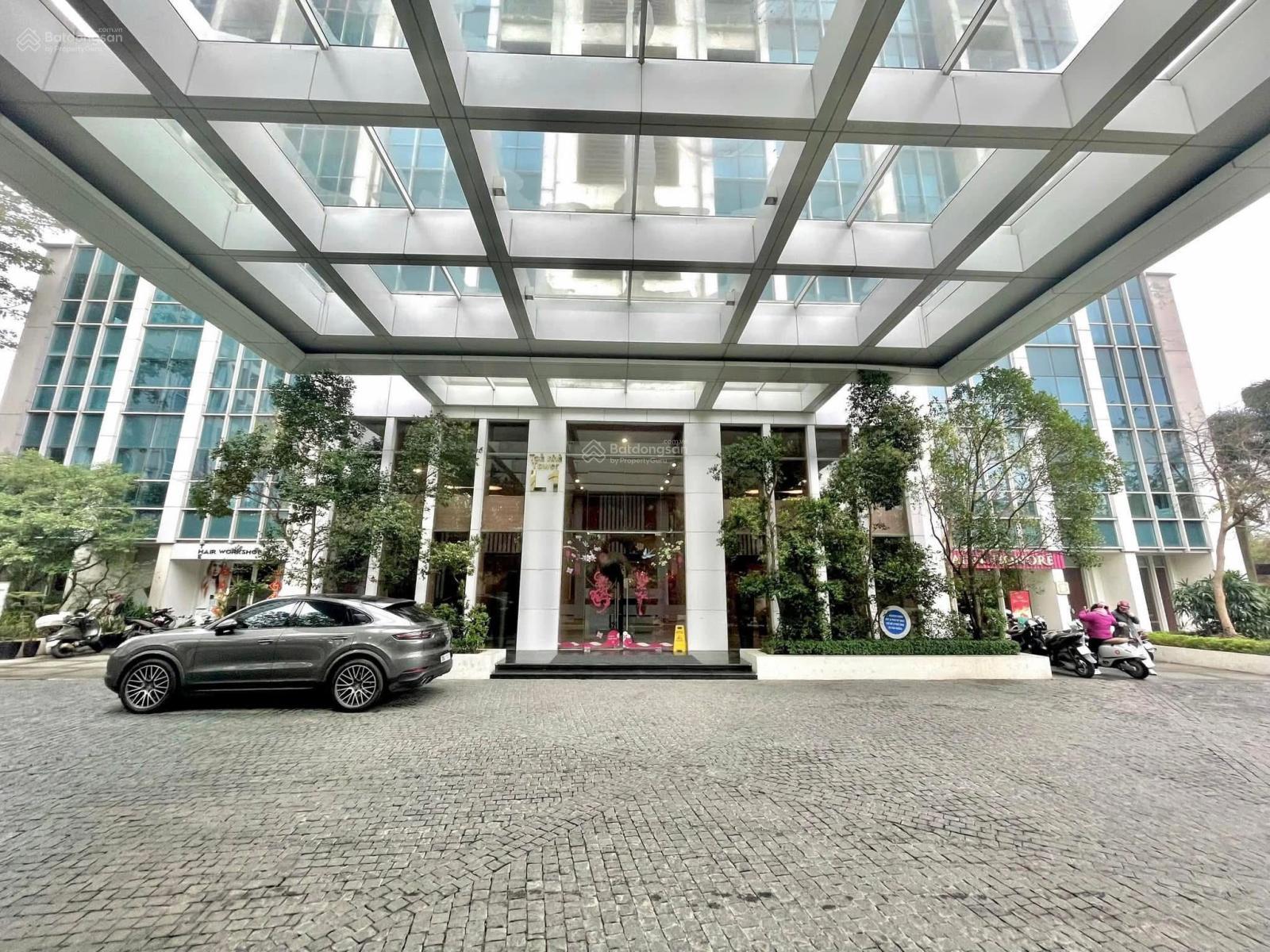Bán căn hộ 3PN The Link Ciputra 114m2 view công viên, giá 9.9 tỷ. Lh: 0917 673 ***