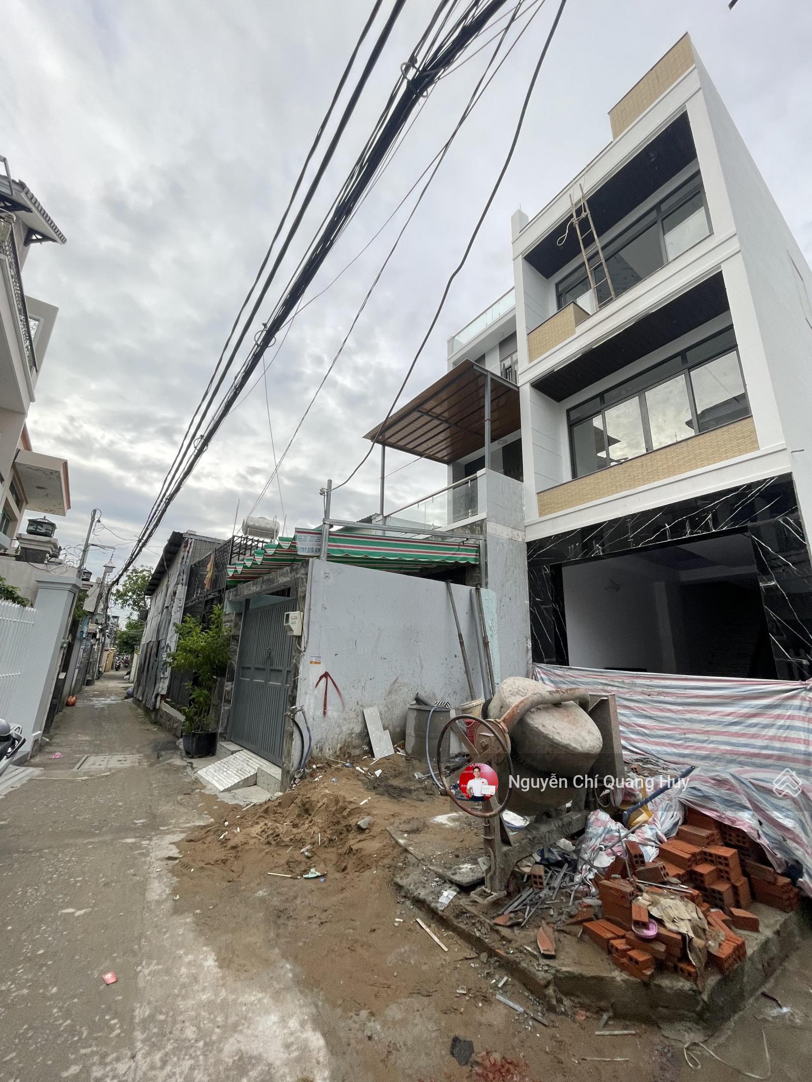 Nhà phố hiện đại xây dựng mới Huỳnh Tấn Phát-gần Đại Học Tôn Đức Thắng, Lotte - 4m x 16m giá 6,8 tỷ