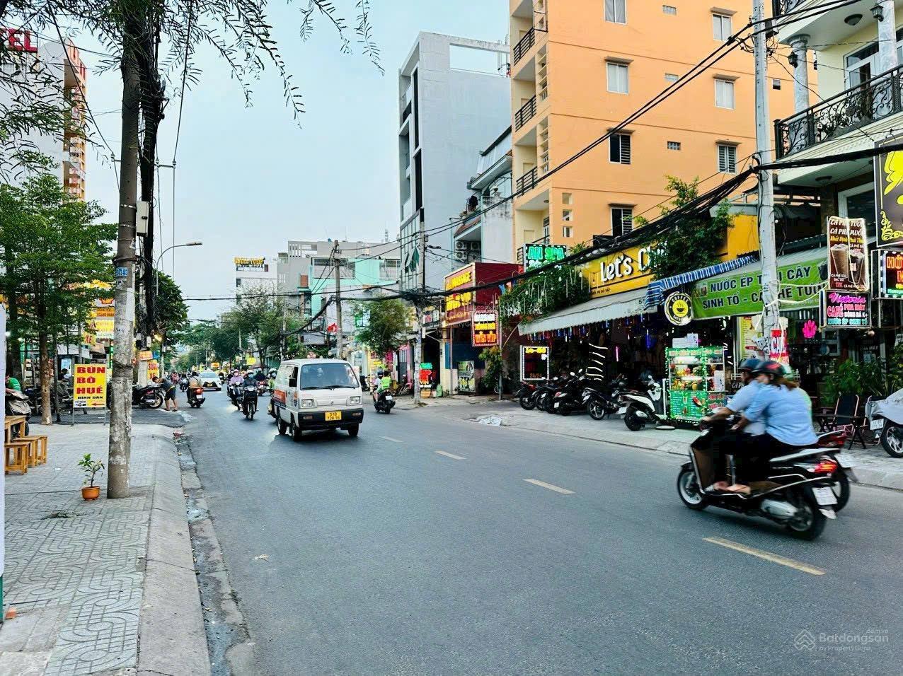 Hàng hiếm MT Phạm Văn Chiêu P14 DT 5x30m nhà trệt lầu giá chỉ 17.5 tỷ khuôn đất cực đẹp