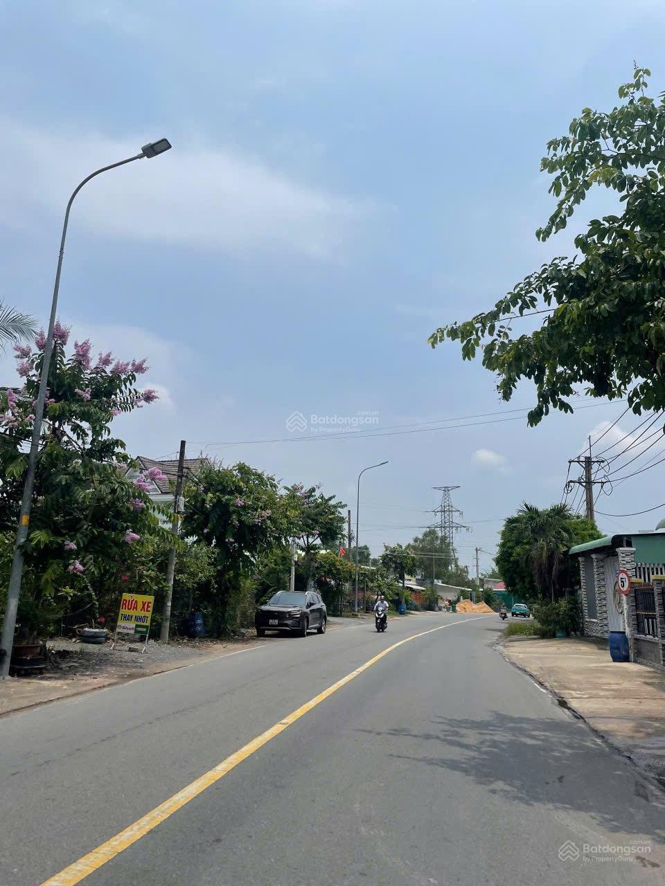 Do con trai chơi mắc nợ ngân hàng nên tôi cần bán gấp lô đất thổ cư ngay Tỉnh Lộ 15, huyện Củ Chi