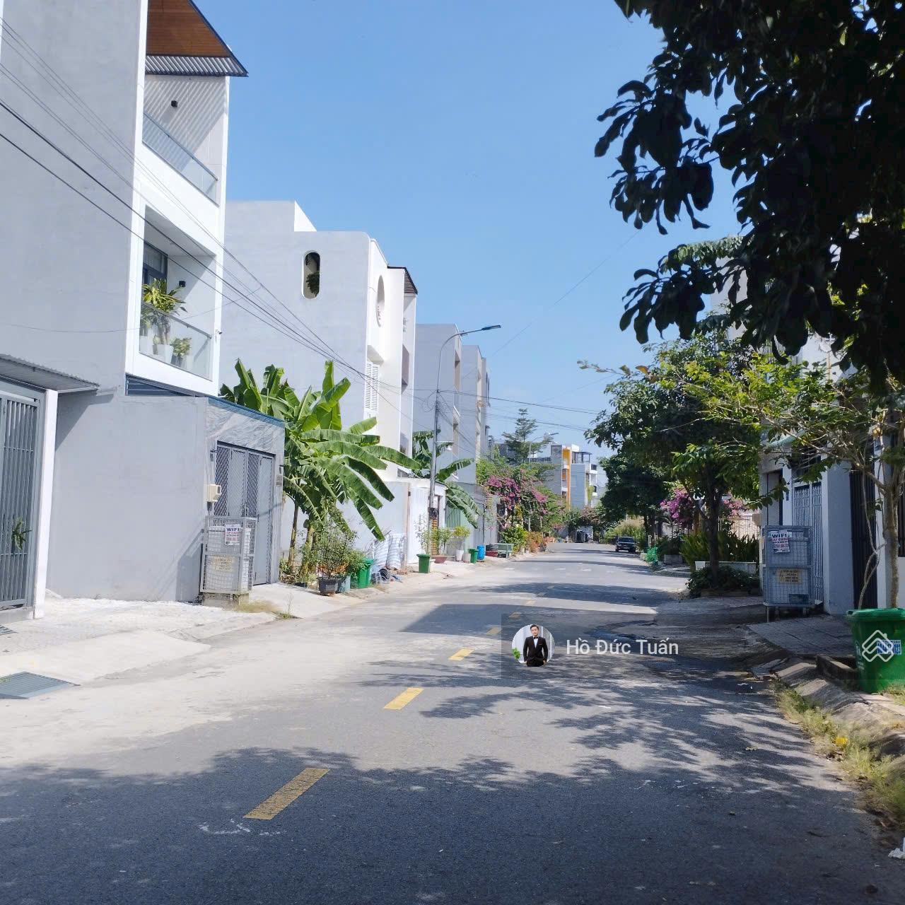 Bán đất dự án Đông Dương, đường Bưng Ông Thoàn, Phú Hữu, TP Thủ Đức giá tốt nhất