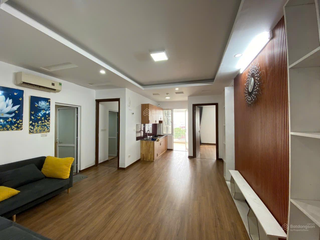 Chính chủ bán căn hộ 2 ngủ Ruby 1 KĐT Việt Hưng Long Biên, 69,5m2. LH: 0949 849 ***