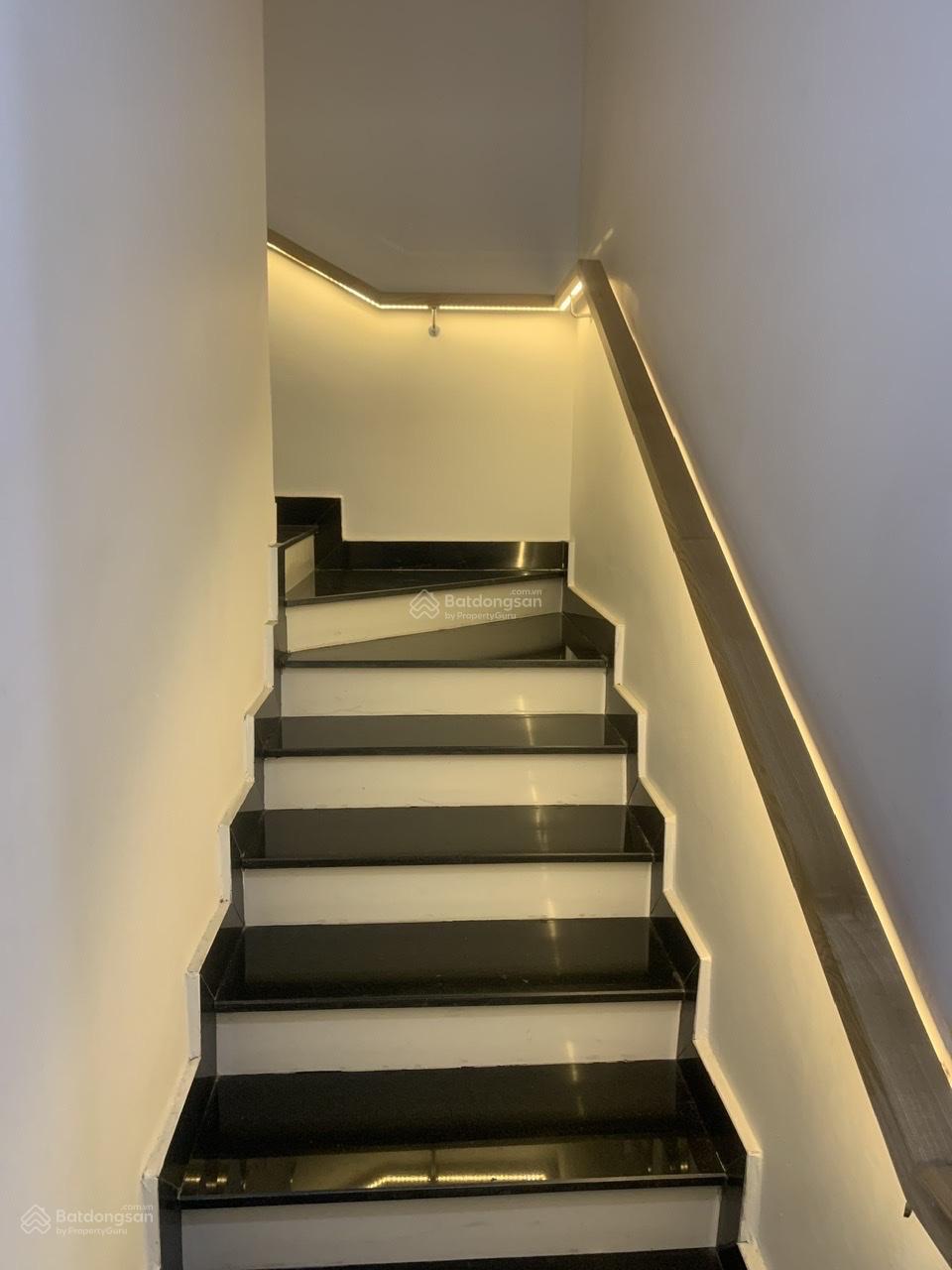 bán gấp nhà 4 tầng có thang máy nguyễn tư nghiêm, bình trưng tây, tp. thủ đức.