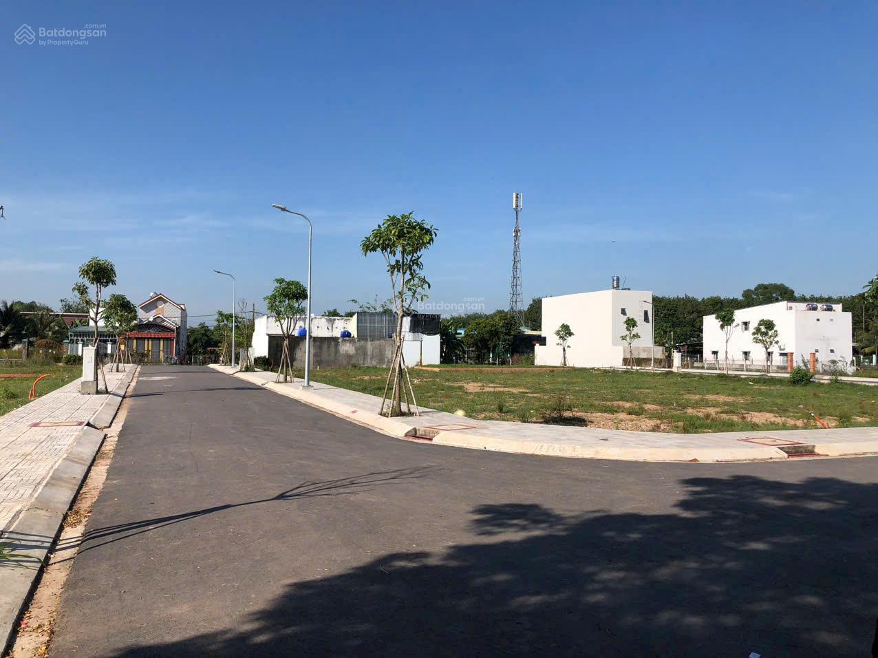 Bán nhanh 10 nền đất trong KDC ngay tỉnh lộ 2 trung tâm xã Tân Phú Trung, Củ Chi. Giá 1,9 tỷ/nền