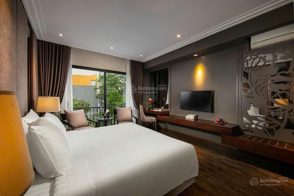 62 tỷ nhỉnh có tòa nhà khách sạn 168m 1 hầm MT 8,9m - Duy Tân làm Văn Phòng, KD,spa, sổ A4 62 tỷ nhỉnh có tòa nhà khách sạn 168m 1 hầm MT 8,9m - Duy Tân làm Văn Phòng, KD,spa, sổ A4