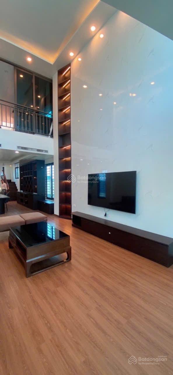 Bán nhà lai xá 55 m2 nhà 7 tầng giá 12 tỷ