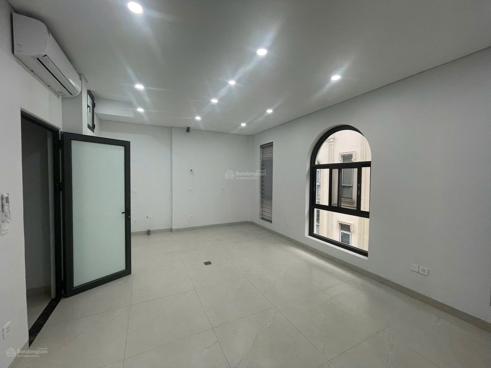 Chính chủ cho thuê văn phòng Him Lam Vạn Phúc từ 91m2 đến 102m2 chỉ 13tr 0937 936 ***