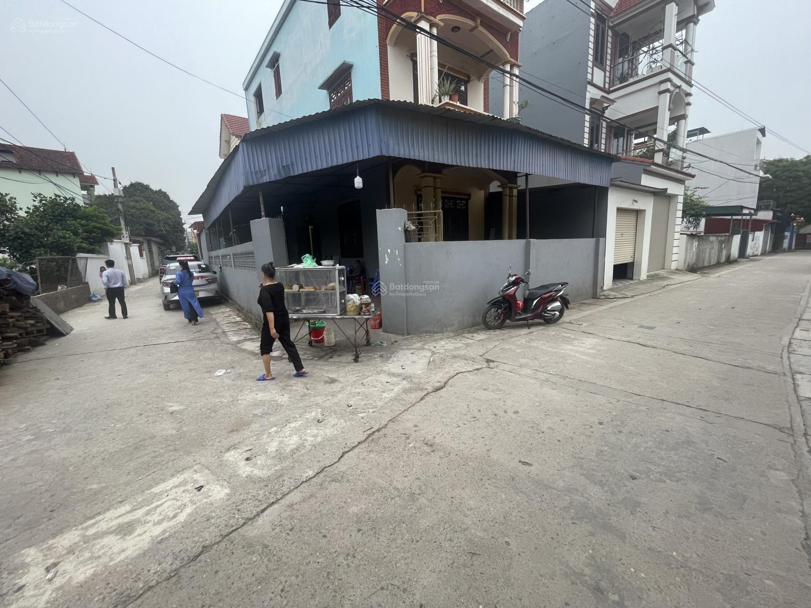 Bán lô góc full thổ cư, trục chính làng kinh doanh tại Yên Vinh Thanh Lâm Mê Linh HN