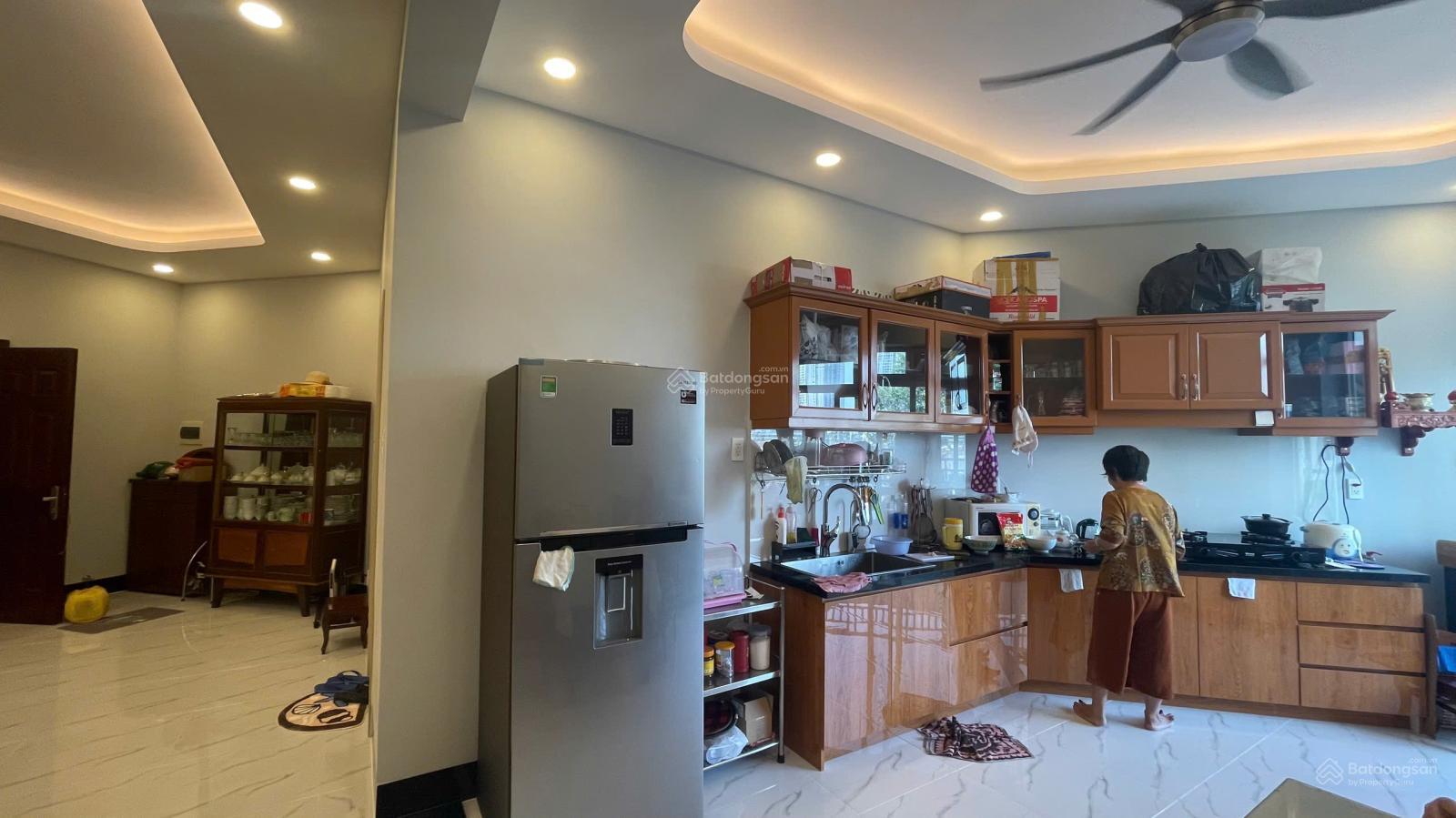 Cần bán chung cư An Khang, An Phú, Q2 DT: 130m2, giá 7 tỷ 6 0909 960 ***