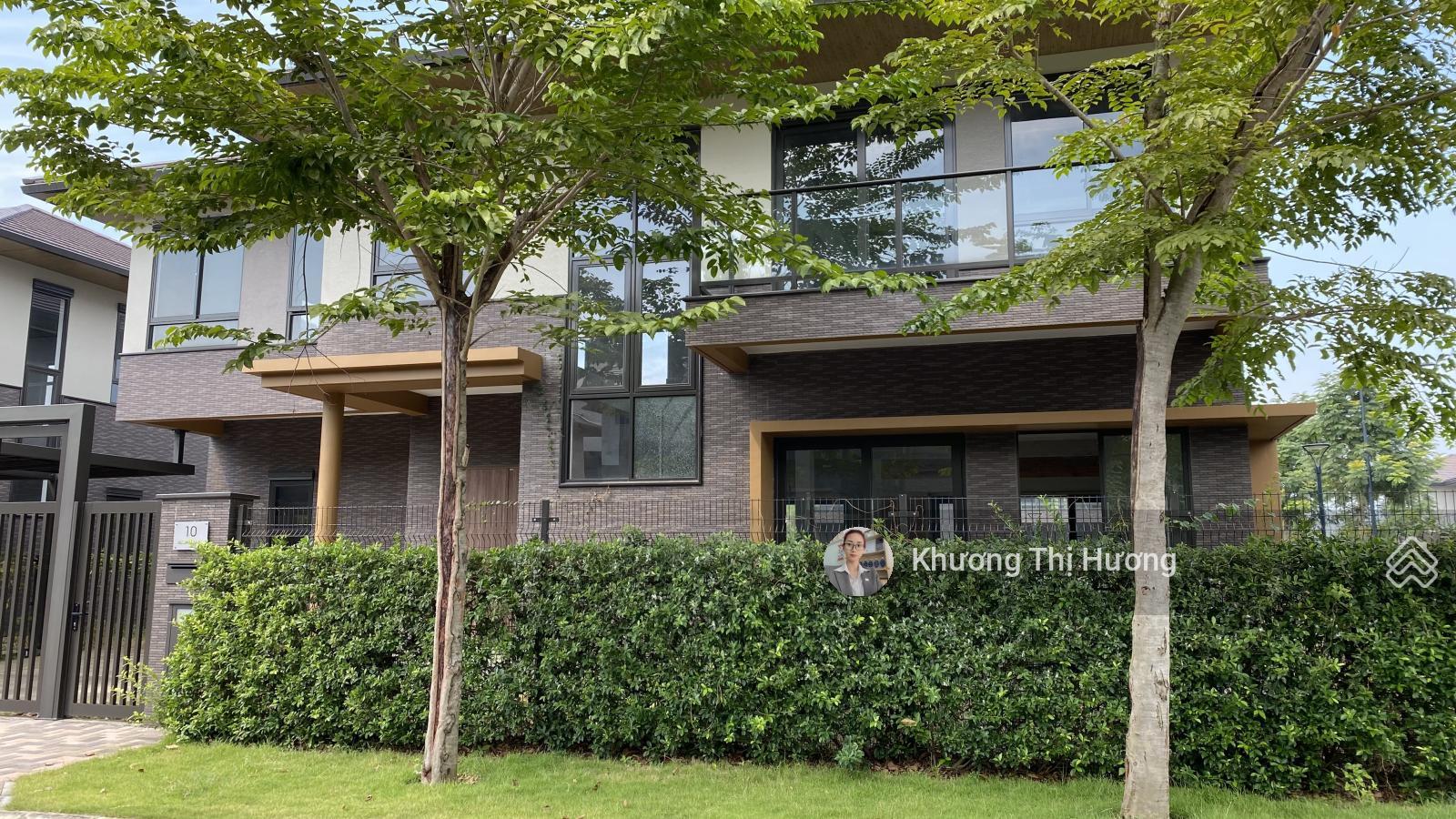 Biệt thự góc đường gần công viên ven sông và gần kênh đào 262m2