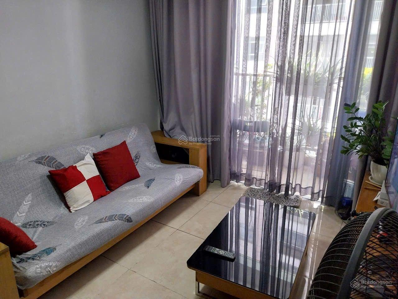 Cho thuê CC 2PN 2WC tại Q7, 13 triệu, 73m2 đẹp, nhiều tiện ích