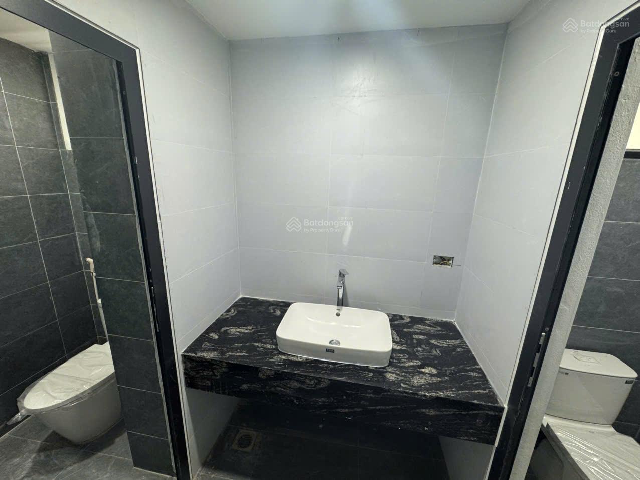 Cho thuê văn phòng Định Công - Hoàng Mai DT 50m2 - 80m2 - 100m2 giá rẻ
