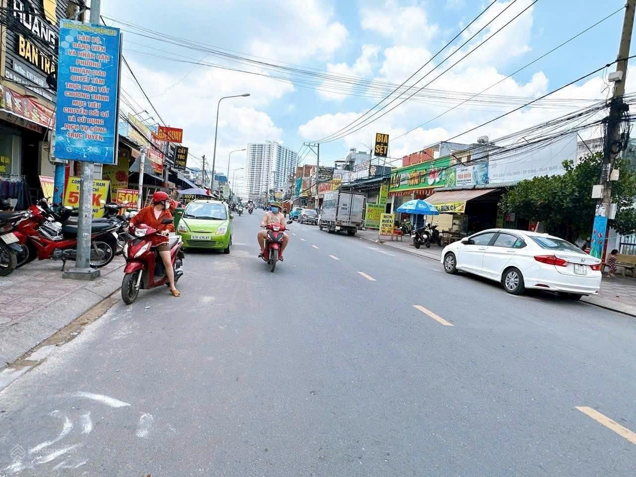 Mặt Tiền Kinh Doanh 10*32 KDC Thuận Giao LH 0909 036 ***