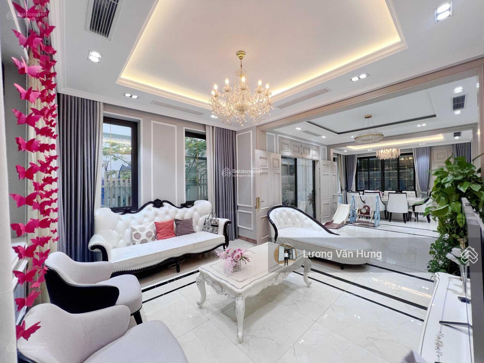 Bán biệt thự Làng Việt Kiều Châu Âu, Mỗ Lao Nguyễn Văn Lộc DT 255m2, MT 15m full nội thất giá 60 tỷ