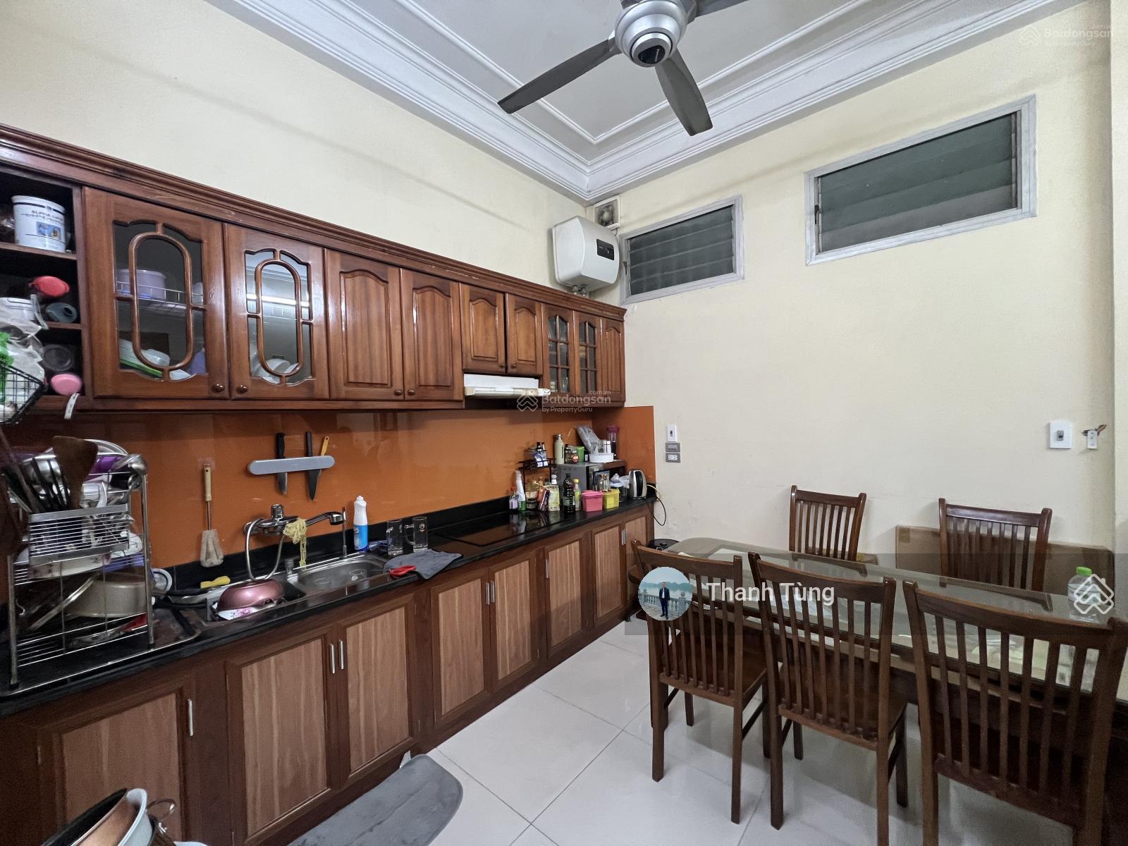 Nhà 2T cũ căn góc vị trí đẹp nhất MP Trung Phụng, Xã Đàn vỉa hè rộng KD sầm uất MT 4m nở hậu
