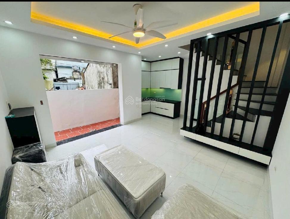 Bán nhà Quyết Tiến 65m2 nhà 3 tầng giá 4.75 tỷ Bán nhà Quyết Tiến 65m2 nhà 3 tầng giá 4.75 tỷ
