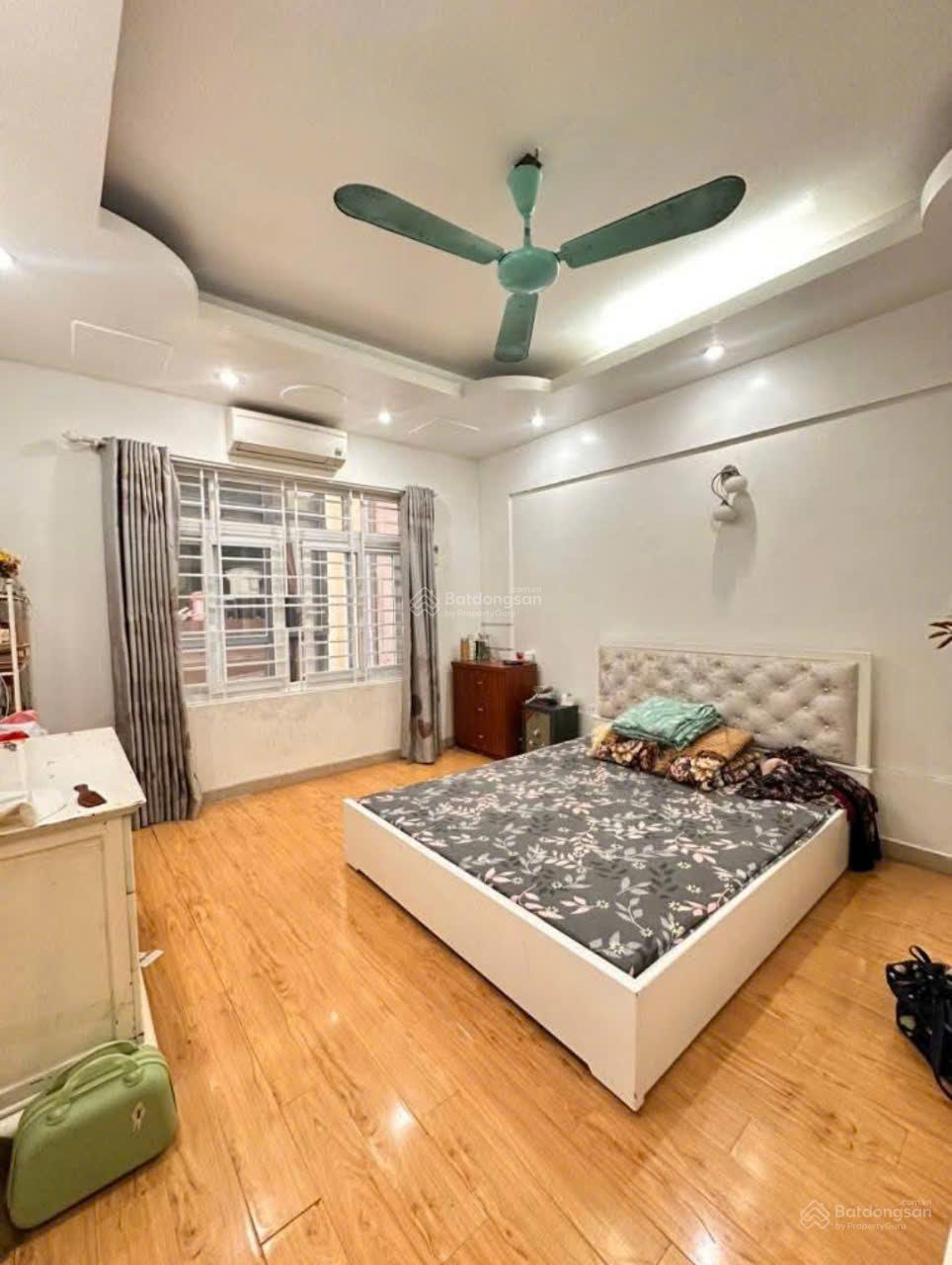 Chính chủ cần bán ngay nhà gần đô thị Vinhomes TÂY MỖ, NGÕ TO RỘNG, diện tích 50m2, 4 tầng, 5,6tỷ Chính chủ cần bán ngay nhà gần đô thị Vinhomes TÂY MỖ, NGÕ TO RỘNG, diện tích 50m2, 4 tầng, 5,6tỷ
