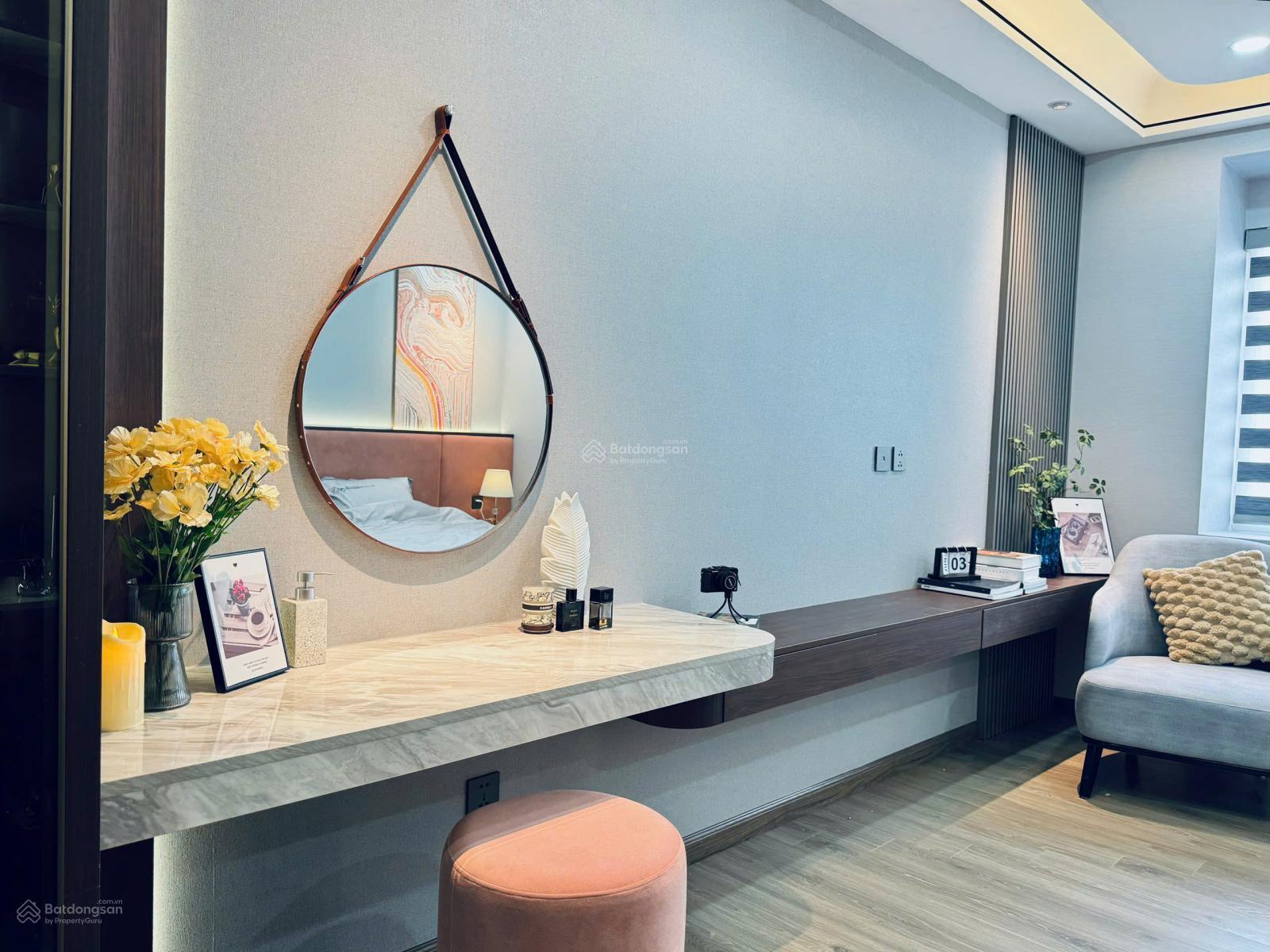 Bán căn hộ CC 2PN 2WC tại 90 Nguyễn Tuân, 5,88 tỷ, 71m2, LH 0348 373 ***