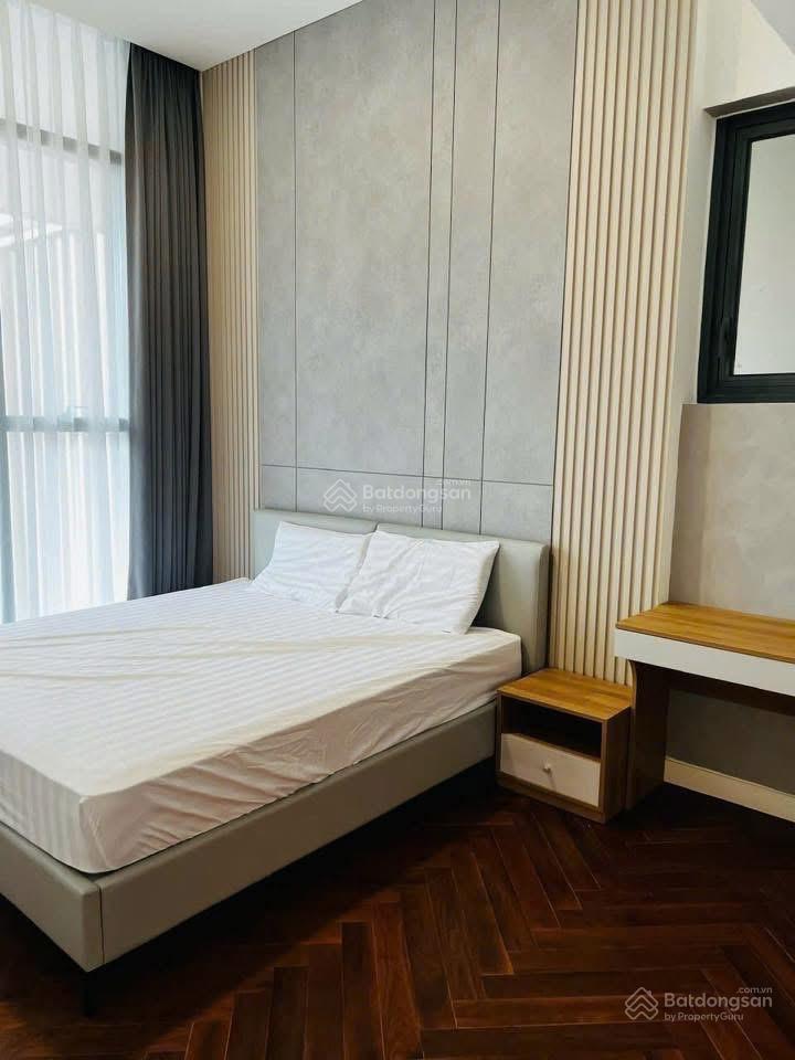 Cho thuê biệt thự 5PN Riviera Cove, khu ven sông nhỏ với mảng xanh yên bình - phong cách Tây Phương Cho thuê biệt thự 5PN Riviera Cove, khu ven sông nhỏ với mảng xanh yên bình - phong cách Tây Phương