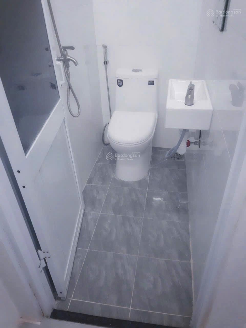 Cho thuê phòng RR1M đường Hồng Lĩnh, Quận 10 (gần ĐH Huflit, ĐH Bách Khoa, siêu thị BigC)