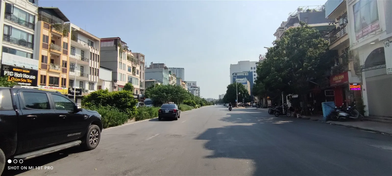 Tôi bán nhà mặt phố Nguyễn Văn Cừ-Hồng Tiến 200m2 7T thang máy vỉa hè 7m cho thuê hữu nghị 150tr/th