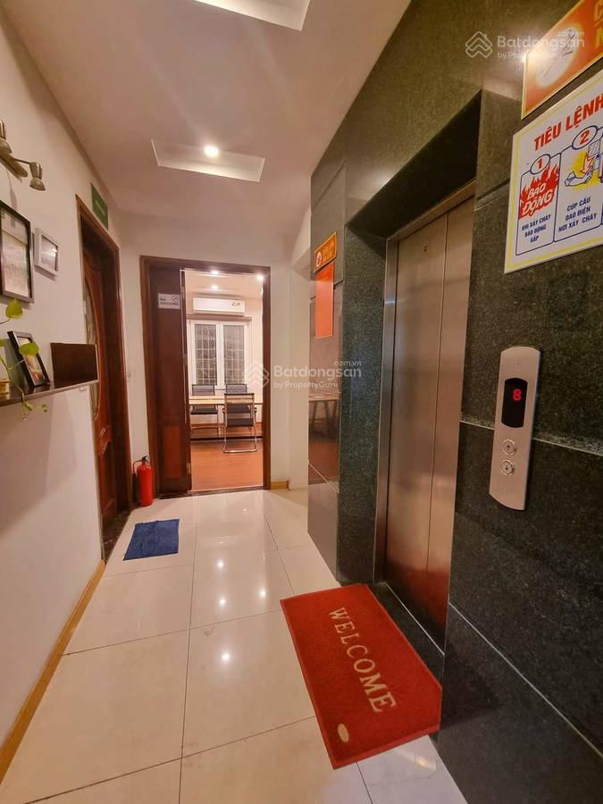 Tôi bán nhà mặt phố Nguyễn Văn Cừ-Hồng Tiến 200m2 7T thang máy vỉa hè 7m cho thuê hữu nghị 150tr/th