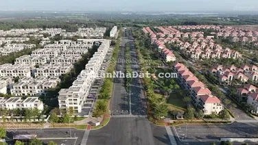 Bán căn nhà phố Small, Swanpark Đông Sài Gòn cách sân bay Quốc Tế Long Thành 12km