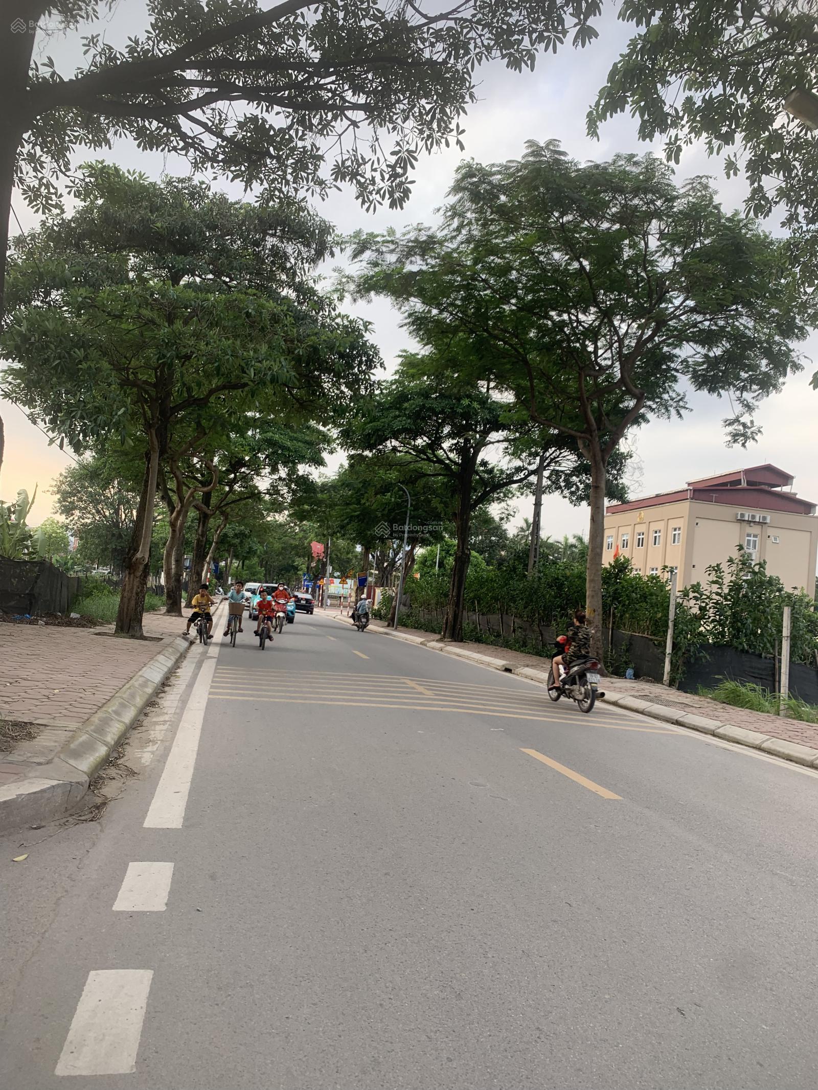 Bán đất Thượng Cát, Bắc Từ Liêm 45m2, sổ đỏ, 3.8 tỷ có thương lượng, cách ô tô tránh 30m