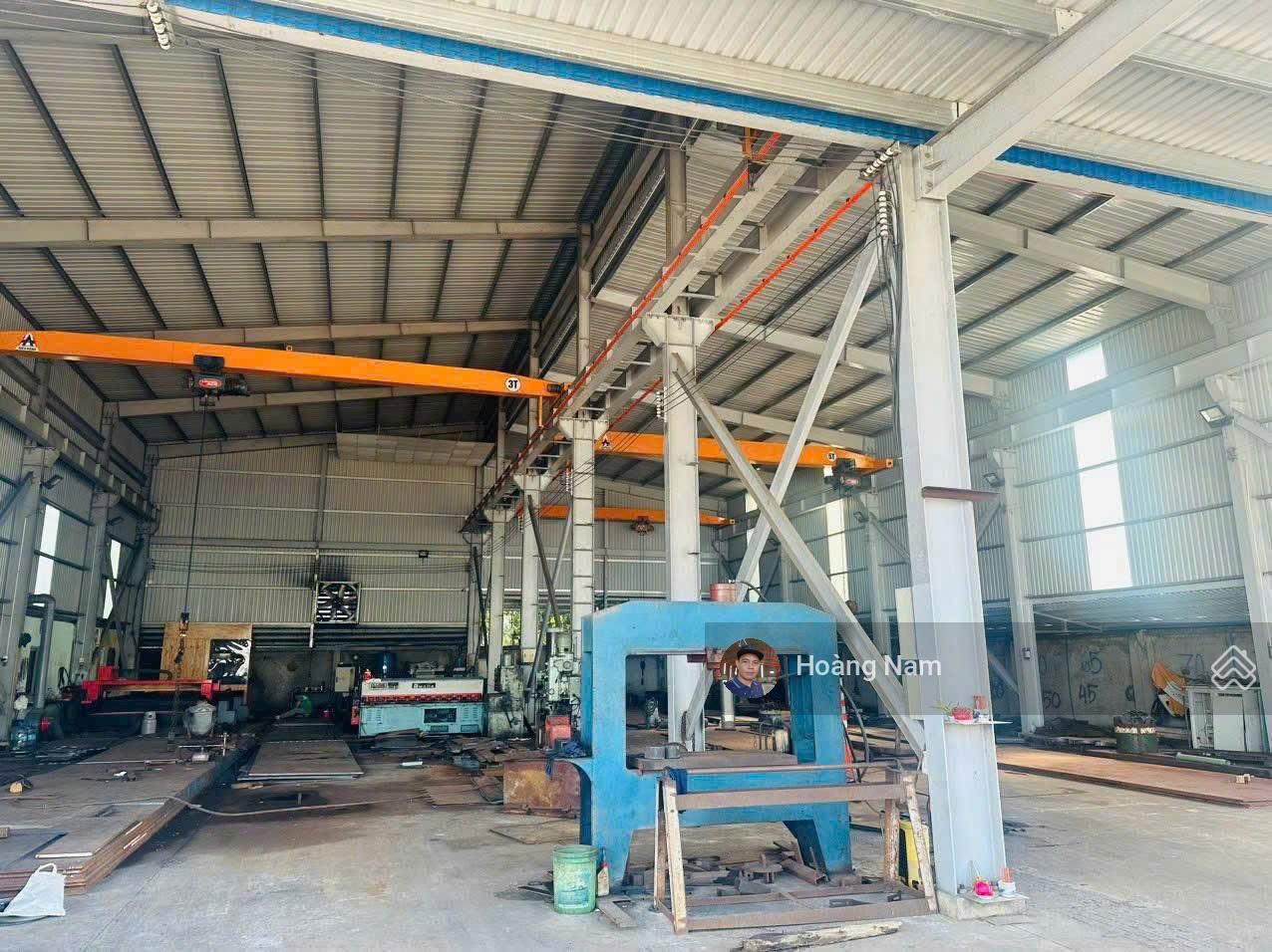 Bán xưởng 1.600m2. MT Nguyễn Văn Bứa, HM. Giá tốt