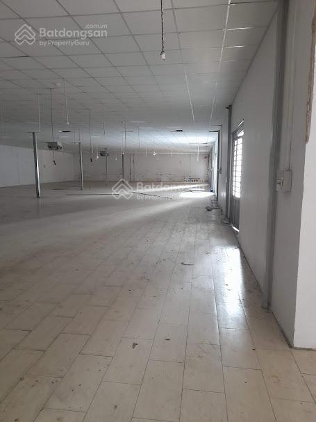 Kho xưởng cho thuê mặt tiền Lê Thị Riêng, DT: Sử dụng 860m2 Kho xưởng cho thuê mặt tiền Lê Thị Riêng, DT: Sử dụng 860m2