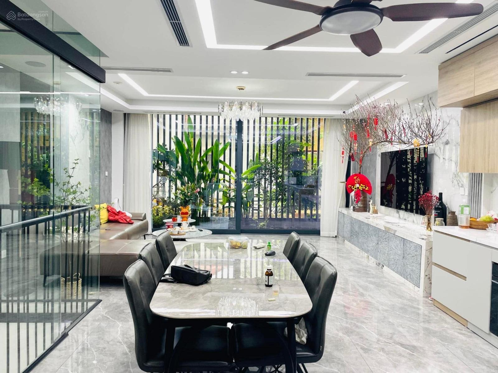 Siêu phẩm Yên Lạc gara 2 ô tô 6 tầng thang máy đầy đủ nội thất diện tích: 80m2 mặt tiền 6.1m