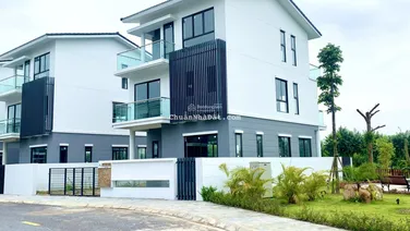 Biệt thự đơn lập 205 m2 view sông đẳng cấp dành cho đại gia phố Cảng, giá chốt 16 tỷ xx