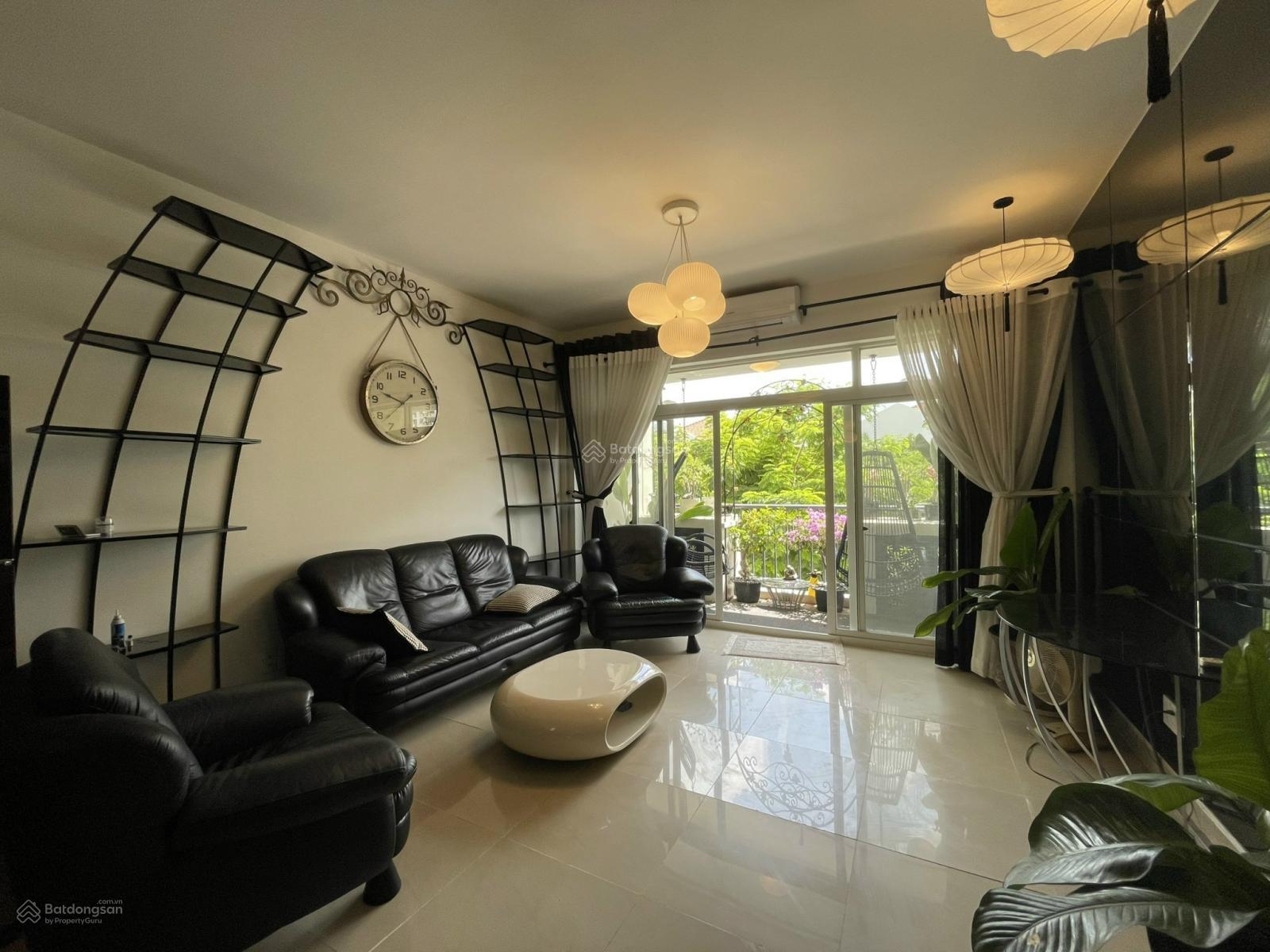 Bán Cảnh Viên 2 - view công viên hướng Đông Bắc - giá 9.5 tỷ có sổ
