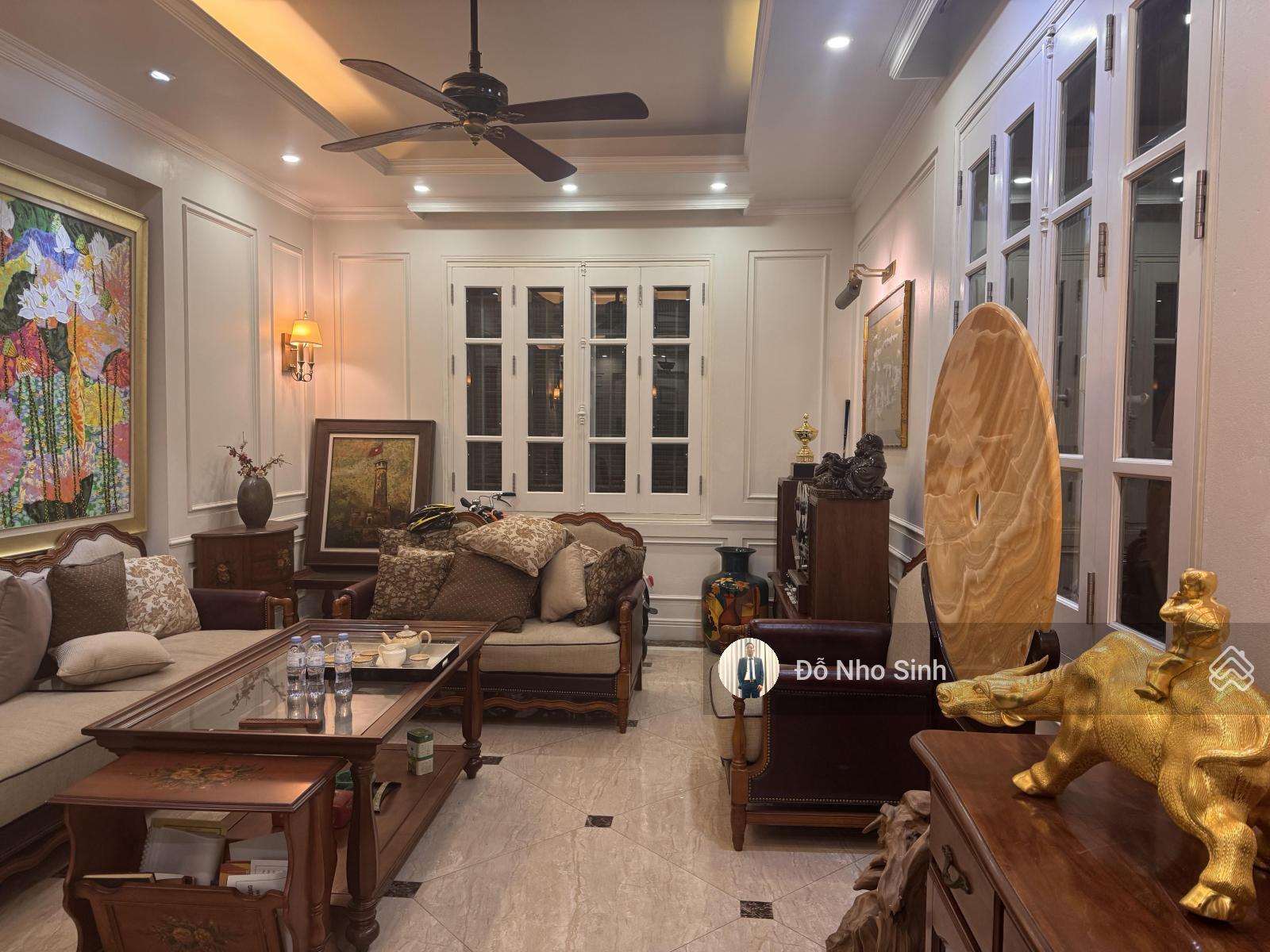 Bán gấp biệt thự KĐT Văn Quán - Hà Đông - Diện tích 188m2 - 4 tầng - mặt tiền 10m - giá chỉ 42 tỷ