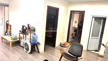Chị gái em cần chuyển nhượng lại căn 2PN 70m2 KĐT Nam Cường chỉ 5,2 tỷ NT đầy đủ ạ