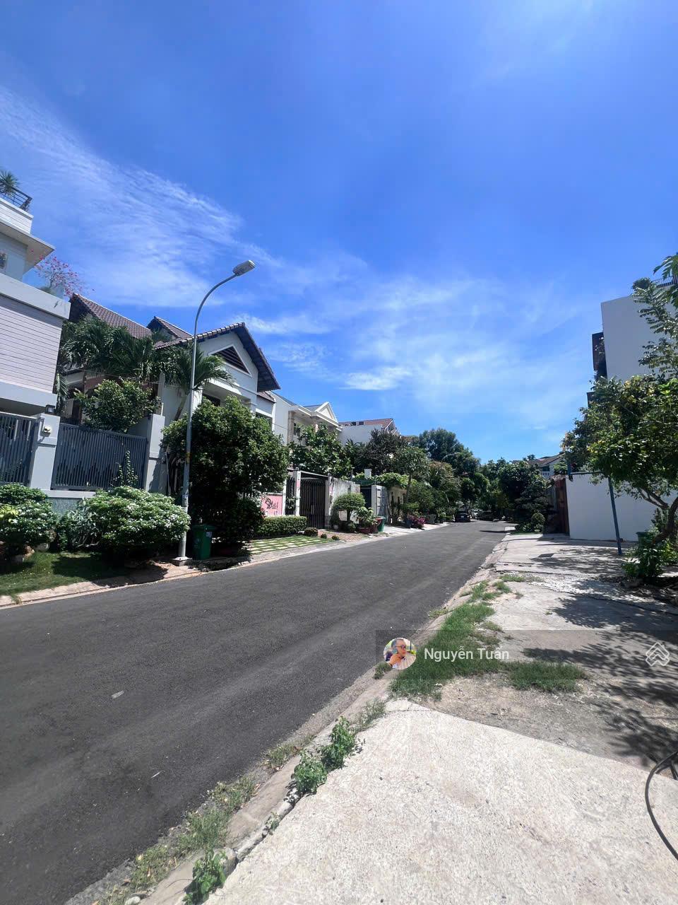 Bán gấp đất đẹp Đường 31, P. An Phú - An Khánh, Quận 2 DT: 208m2 (Ngang 10m x Dài 20m)