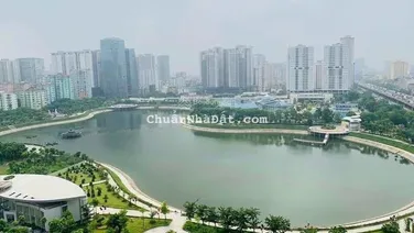 Cam kết đúng giá 7,8 tỷ sở hữu ngay căn 3PN view hồ, DT 100m2 hướng ĐN, Vinhomes D'Capitale TDH
